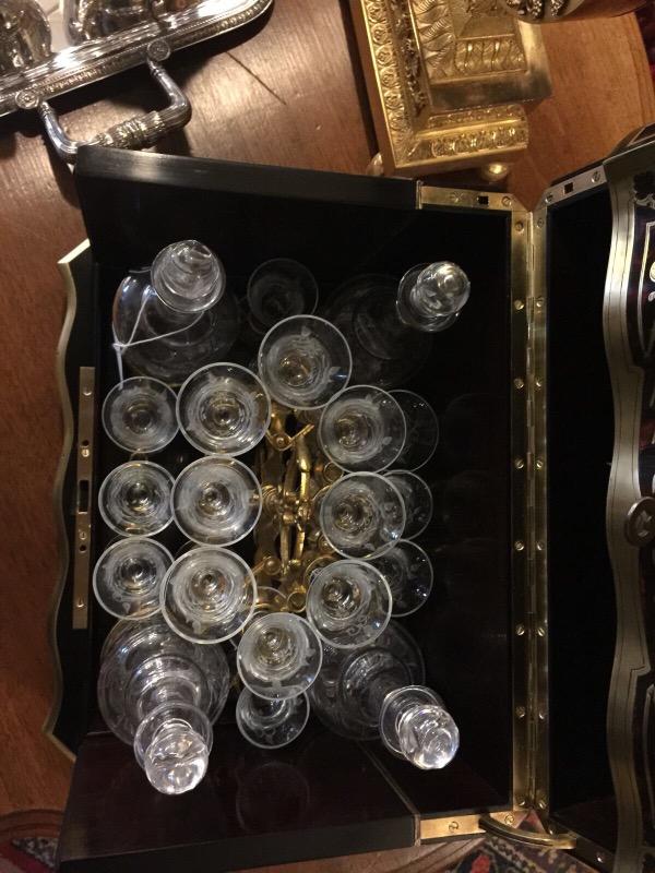 Cave de liquer boulle 