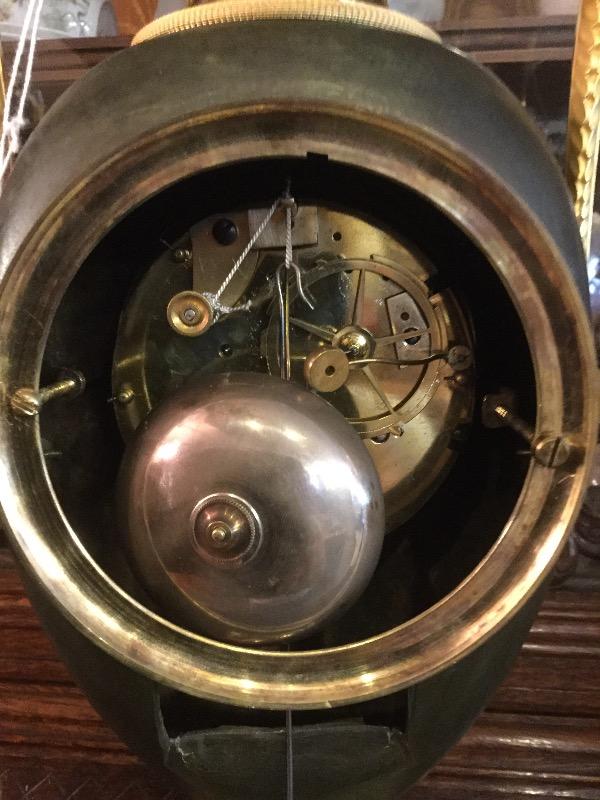 Clock vase