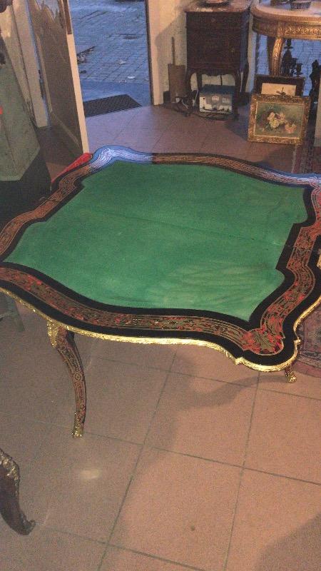 Play table boulle