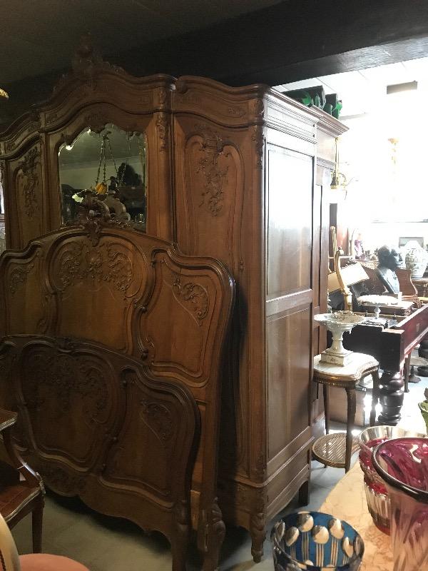 Bedroom set 