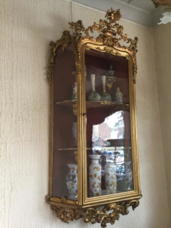 Guilded vitrine