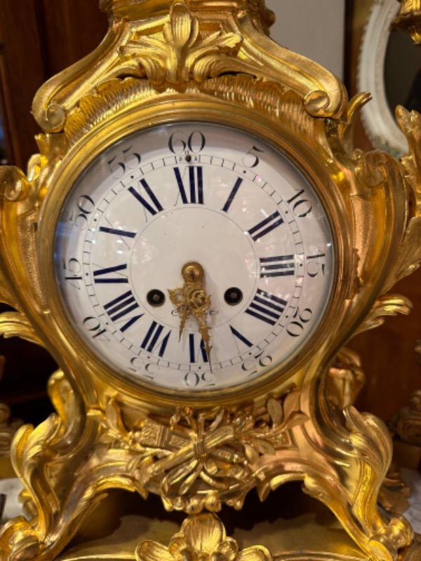 Bronze clockset