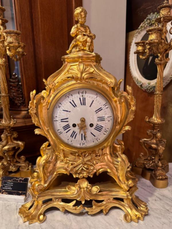 Bronze clockset