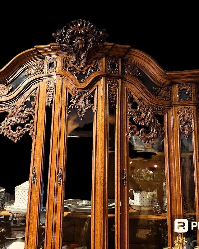 Vitrine cabinet style Liégeois Luiks 