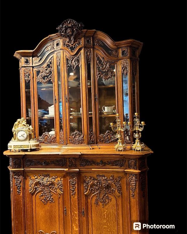 Vitrine cabinet style Liégeois Luiks 